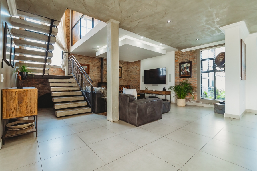 5 Bedroom Property for Sale in Kraaibosch Country Estate Western Cape